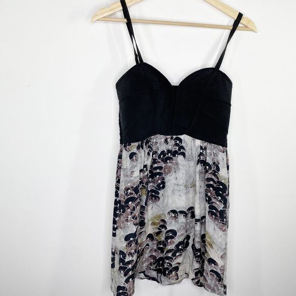 12th Street by Cynthia Vincent Women Black Floral Print Silk Mini Dress 2 Y2K - Picture 1 of 9